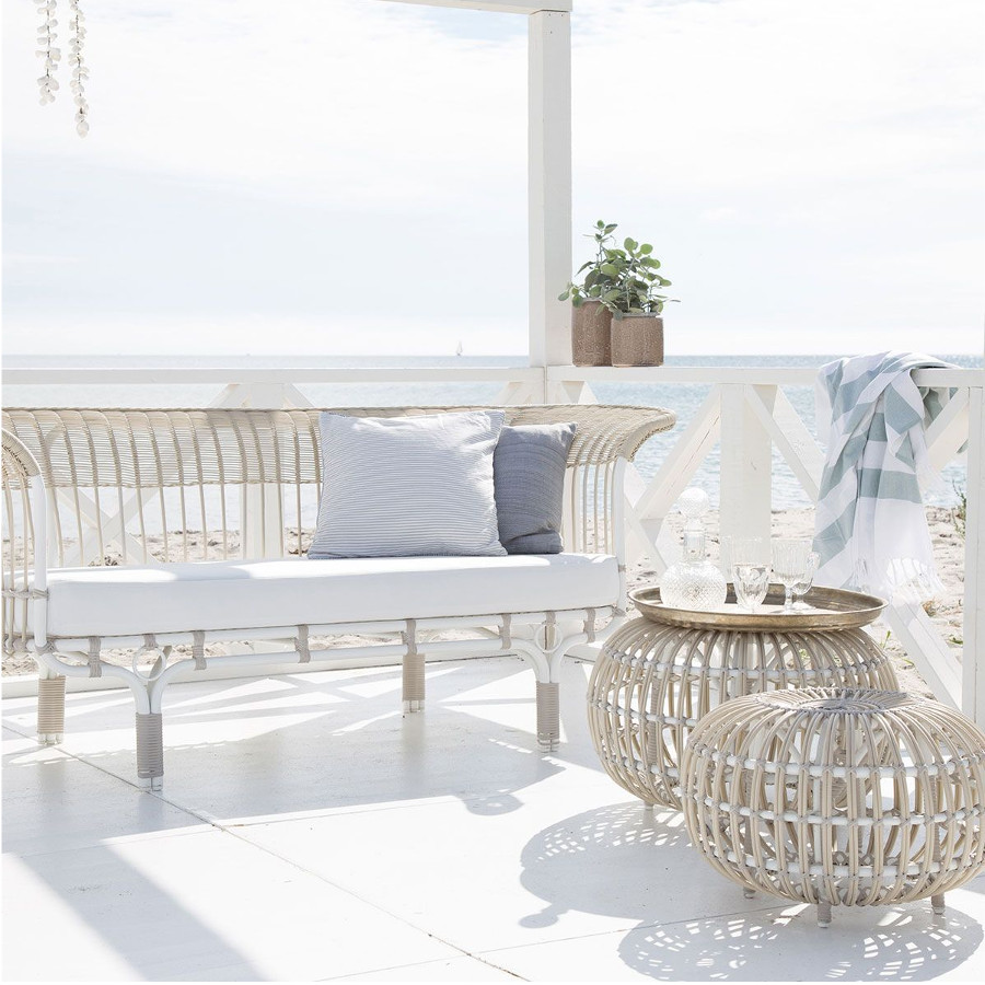 canape-exterieur-blanc-effet-rotin-des-annees-1950-design-franco-albini-majdeltier-pro (4) canape exterieur blanc effet rotin des annees 1950 design franco albini majdeltier pro 4
