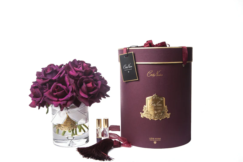 LTW04TwelveRoses-CarmineRedBurgundyboxwithGold_800x LTW04TwelveRoses