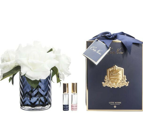 CoteNoire-HerringboneFlowerBlue-WhiteRoses-HCF04_800x Côte Noire Bouquet Chevrons Roses Blanches Parfumées
