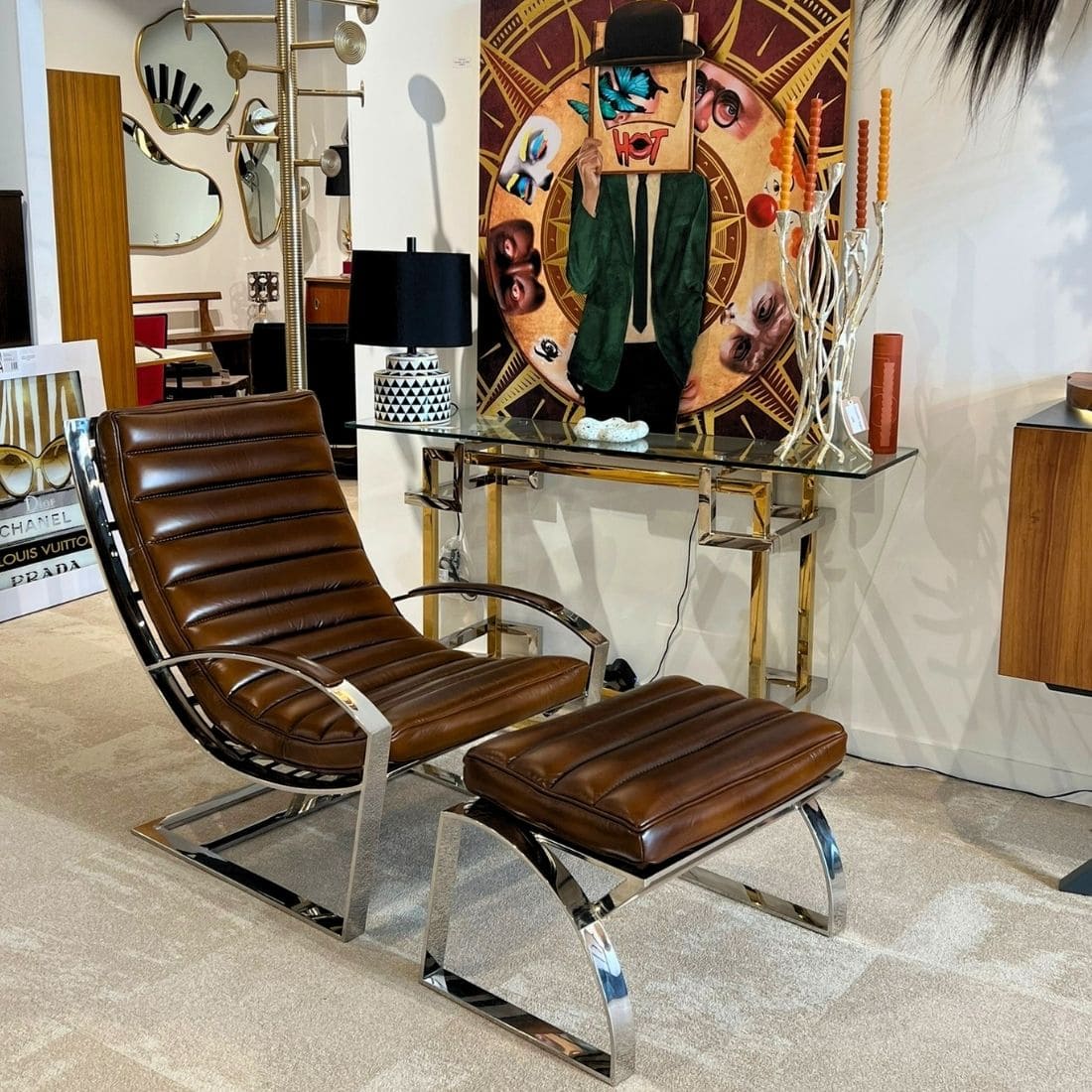 fauteuil-biarrtiz-avec-ottoman-repose-pied-chaise-madrid-relax-cuir-vintage-marron-brun-majdeltier-4 Fauteuil Biarritz Madrid en cuir pleine fleur brun avec ottoman et structure en inox poli miroir