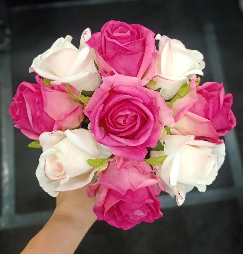Bouquet_1_-min_91aed753-9f01-4c9a-927f-8ac3f3a9d1b2_800x Bouquet 1 min 91aed753 9f01 4c9a 927f