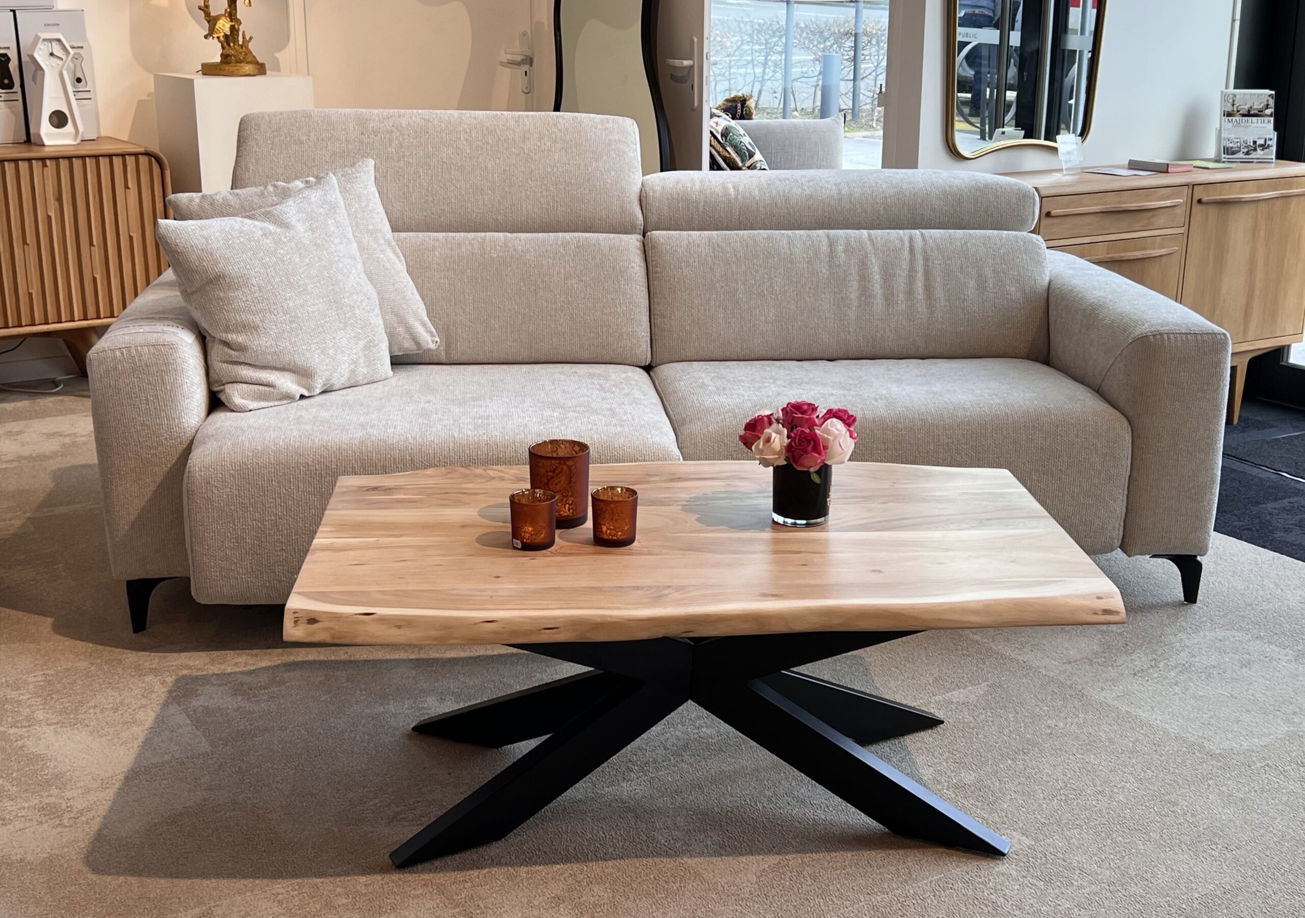 table basse acacia wanda bord vivant 7c1f16b9 e32a 4a04 b170 be122e54b896 1 scaled