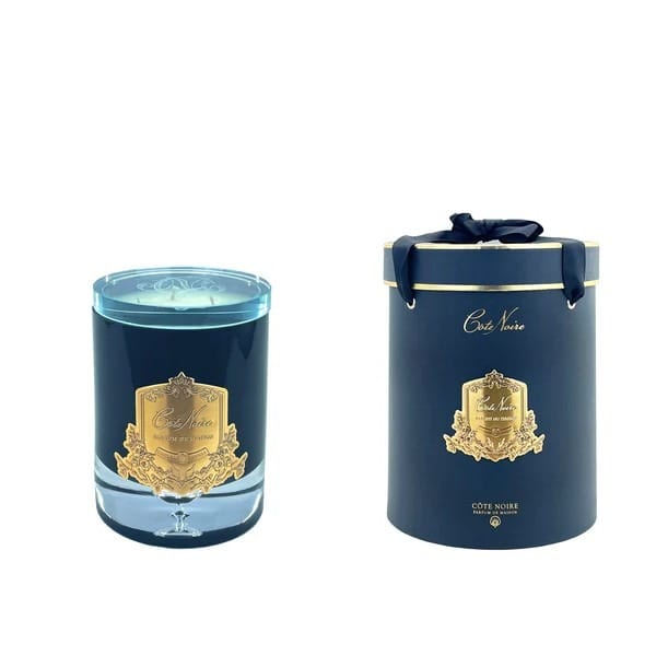 Grande bougie Parfumée à triple mèche Eau De Grande bougie Parfumée à triple mèche Eau De Vie