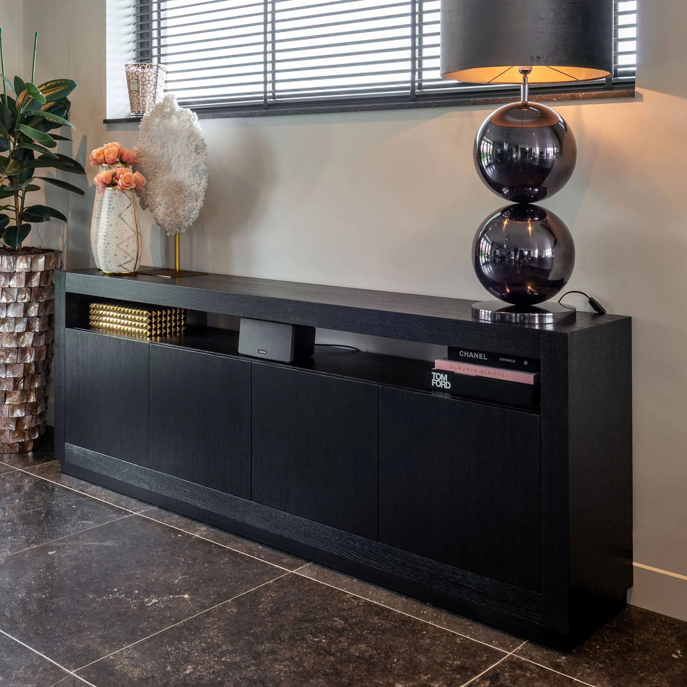 Buffet Oakura-chene-noir-majeltier-richmond-design-haut de gamme-0b Buffet Oakura chene noir majeltier richmond design haut de gamme 0b