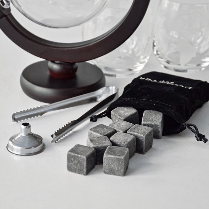 Globe-decanter-set Globe decanter set