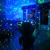 astronaut-projector5 astronaut projector5