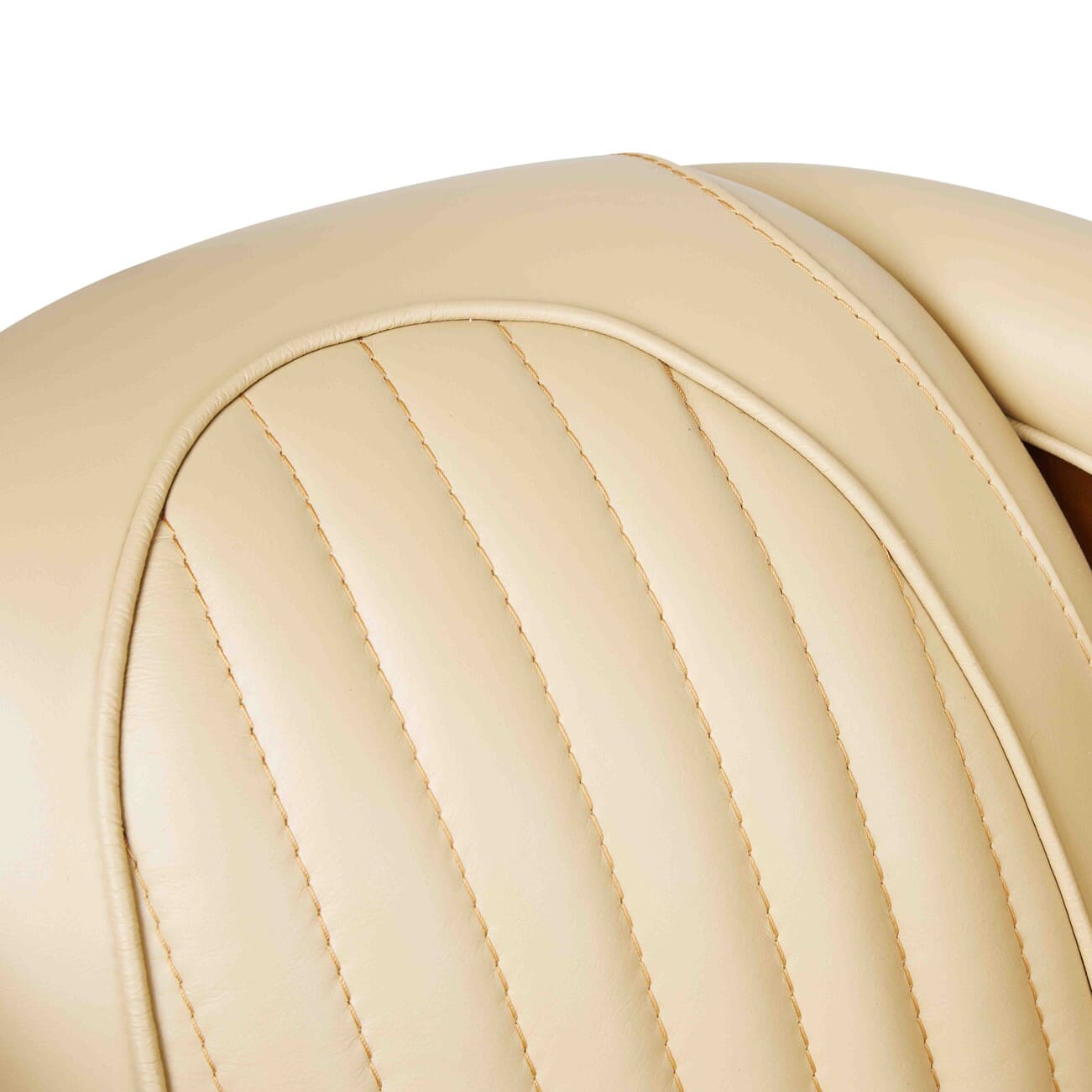 fauteuil_club_pirogue_cuir_beige_5 fauteuil club pirogue cuir beige 5